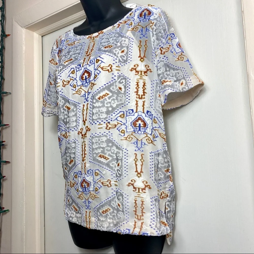 Sundance Velvet Geometric Short Sleeve Top - Picture 3 of 10